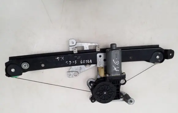 Volvo S60 Rear door manual window regulator 119971XXX