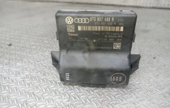 Audi A4 S4 B8 8K Gateway control module 8T0907468R