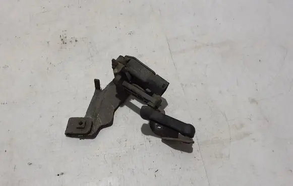 Volvo S90, V90 Rear air suspension level height sensor 31681291
