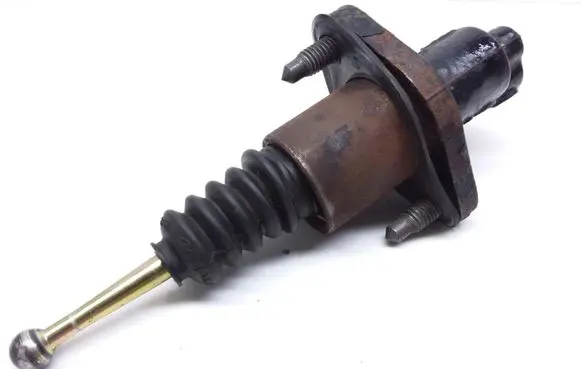 Clutch slave cylinder