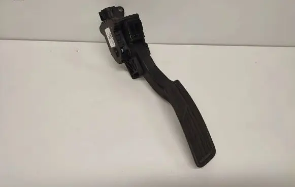 Chevrolet Camaro Accelerator throttle pedal 92199239 102PE0035 B060101138
