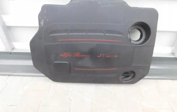 Alfa Romeo Giulietta Engine cover (trim)