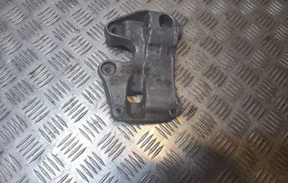 Audi A8 S8 D4 4H Generator/alternator bracket 079903805