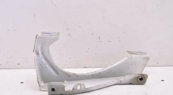 Toyota Proace Fender mounting bracket 00532600 005326