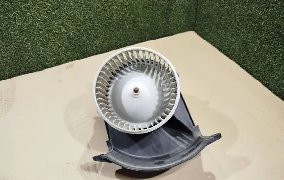 Renault Master III Heater fan/blower 5F2130100