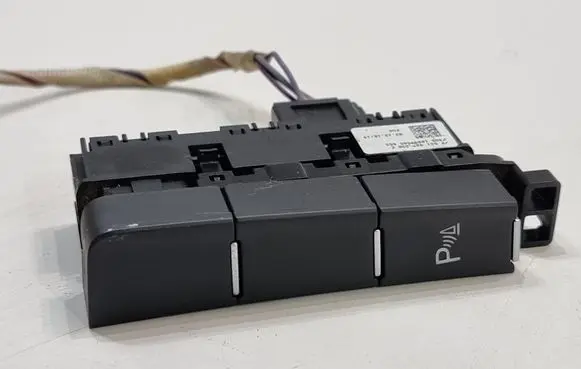 Volkswagen Golf VII Parking (PDC) sensor switch 5G1927238E