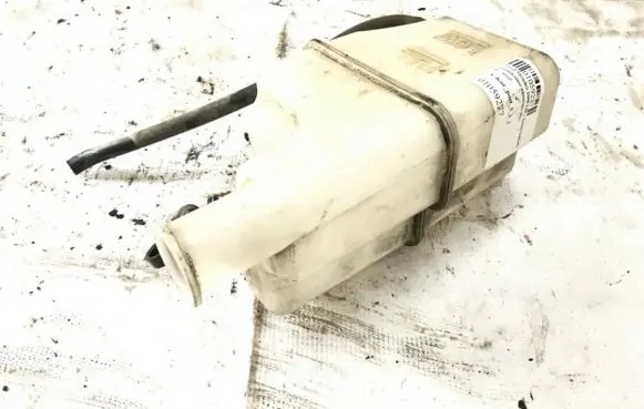 Mazda 2 Coolant expansion tank/reservoir zj3815350 k6805