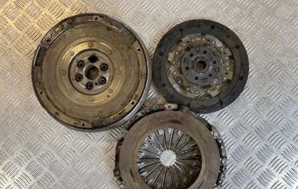 Volvo V50 Clutch set kit 3M517563CF 3M517550D1E 3M516477CH