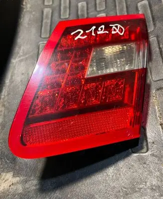 Mercedes-Benz E W212 Tailgate rear/tail lights A2128200864 483502
