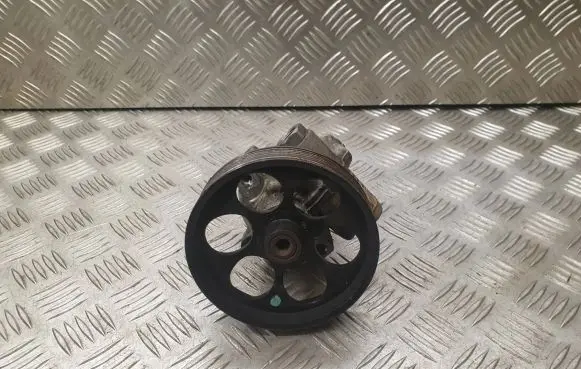 Nissan Primera Power steering pump 8200100082