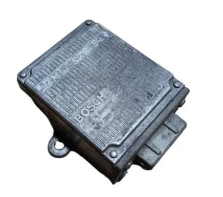 BMW 5 E28 Combustion relay 0227920001