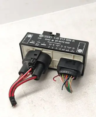 Volkswagen Golf IV Coolant fan relay 1J0919506K 898972000