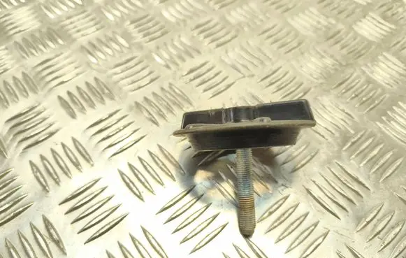 Hyundai Sonata Spare wheel bolt 