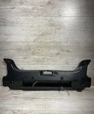 Trunk/boot sill cover protection