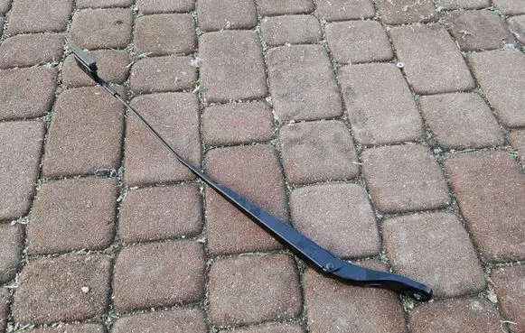 Peugeot Partner III Front wiper blade arm 9839408980