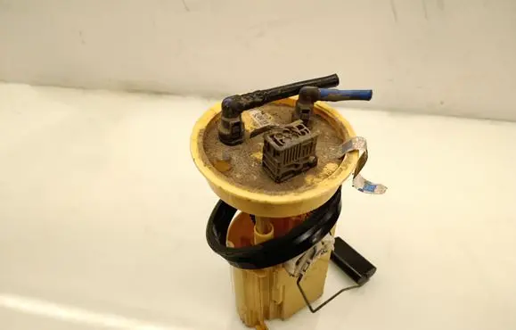 Mini One - Cooper Coupe R56 In-tank fuel pump 2752314