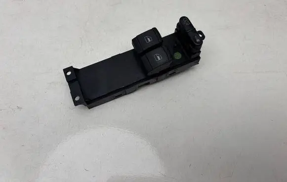 Skoda Fabia Mk1 (6Y) Electric window control switch 1J3959857A