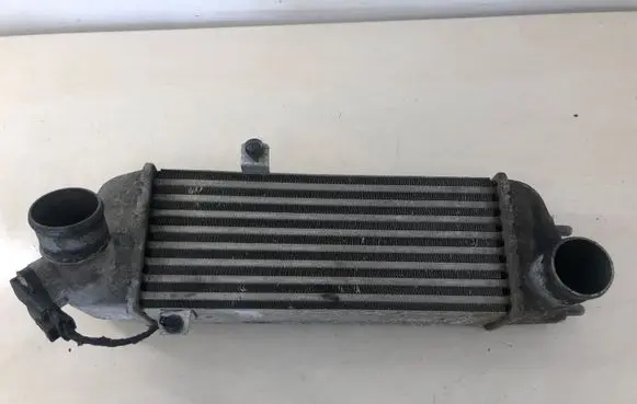 KIA Ceed Intercooler radiator 6039515