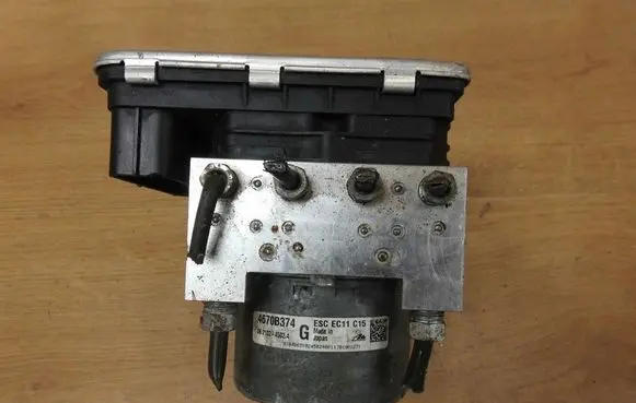 Mitsubishi Outlander ABS Pump 4670B374