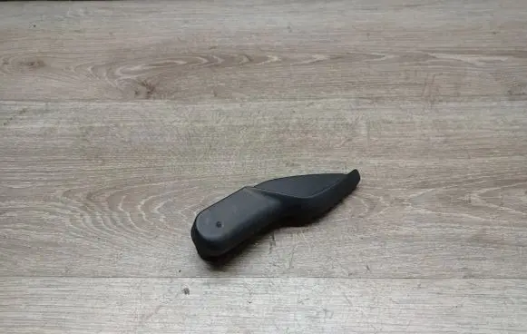 Volvo V70 Steering wheel adjustment handle/lever 30680262