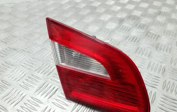 Skoda Superb B6 (3T) Tailgate rear/tail lights 3T5945093 3T5945259