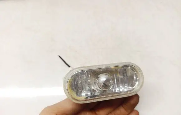 Volkswagen Sharan Front fender indicator light 1H0949111A