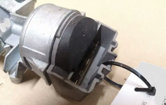 Ford Mondeo MK IV Ignition lock 3M513F880A