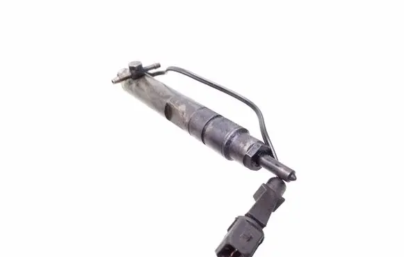 Audi A4 S4 B5 8D Fuel injector 028130201J