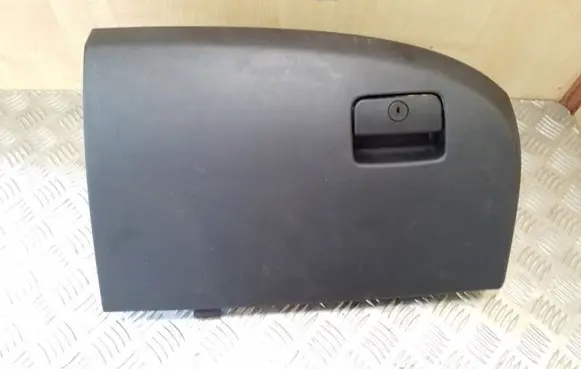 Mitsubishi Outlander Glove box lid/cover 8006A189