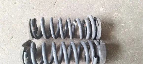 Jaguar F-Pace Rear coil spring HK835534FC Q8ZQA