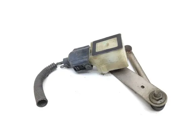 Maserati Ghibli Rear air suspension level height sensor 89089884 ANGLE30 CP17968