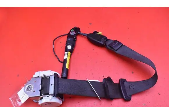 Opel Meriva A Front seatbelt 13305707
