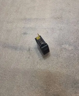 Fog light switch