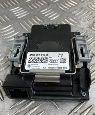 Audi Q7 4M Windshield/windscreen camera 4M0907217D
