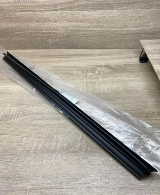 Mercedes-Benz B W246 W242 Rear door window/glass frame A2467350065