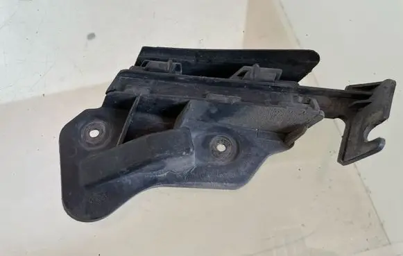 Volkswagen Golf Plus Front bumper mounting bracket 5M0807183 4T0807049