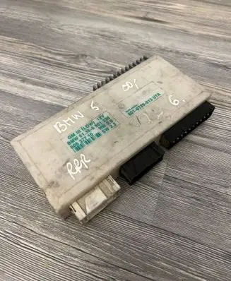 BMW 5 E39 Comfort/convenience module 6901226 60837710 61356901226