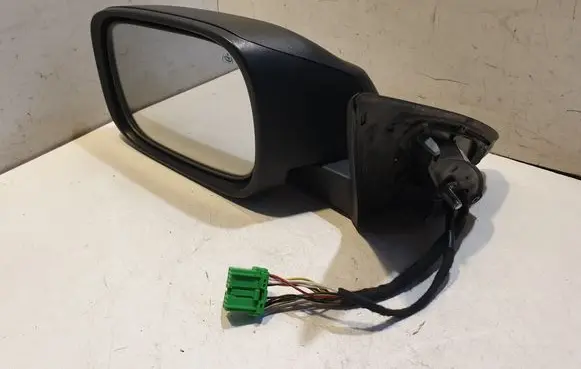 Front door electric wing mirror