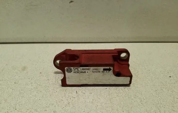 Volkswagen Golf IV Airbag deployment crash/impact sensor 1J0909606D 5WK42350
