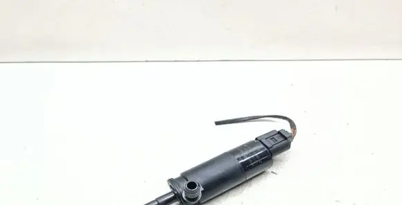 BMW 3 E92 E93 Headlight washer pump 6973097 67126973097