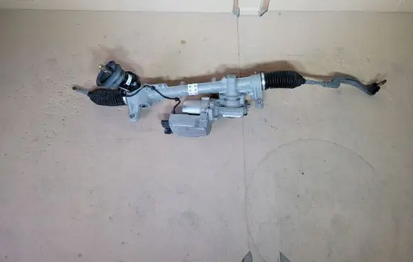Mercedes-Benz B W246 W242 Steering rack 6820000221
