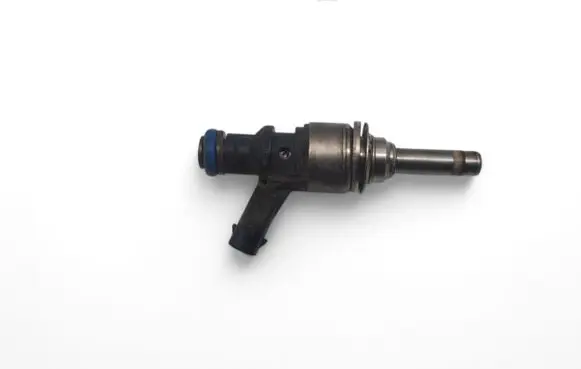 Audi A6 S6 C6 4F Fuel injector 06E036G 106E036G