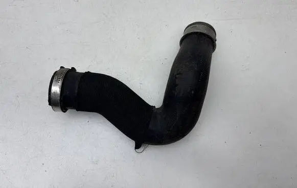 Audi Q7 4L Intercooler hose/pipe 7L6145738A