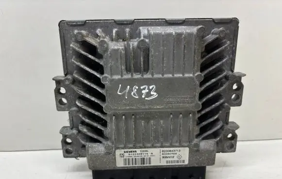 Renault Megane II Engine control unit/module 8200843713