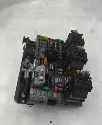 Fiat Scudo Fuse box set 9666700280