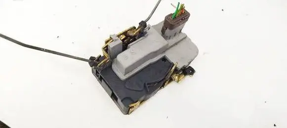 Peugeot 206 Front door lock