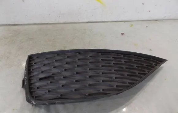 Seat Ibiza IV (6J,6P) Front fog light trim/grill 6J0853666
