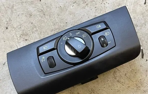 BMW X5 E70 Light switch 9134725 33610101 30080010476221