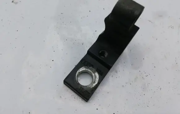 Audi A6 S6 C6 4F Rear door upper hinge NOCODE