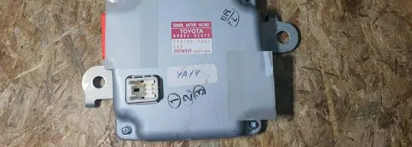 Toyota Yaris Battery control module 8989252011 1751007461